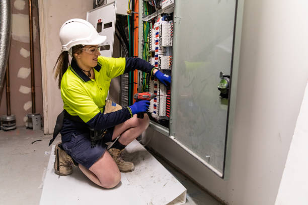 Best Electrical Outlet Repair  in Madison, IL